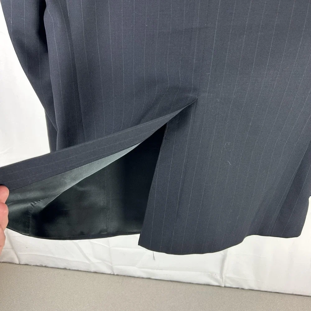 Brooks‎ Brothers Blazer Mens 39R Navy Pinstripe Wool Made USA Two Button Coat